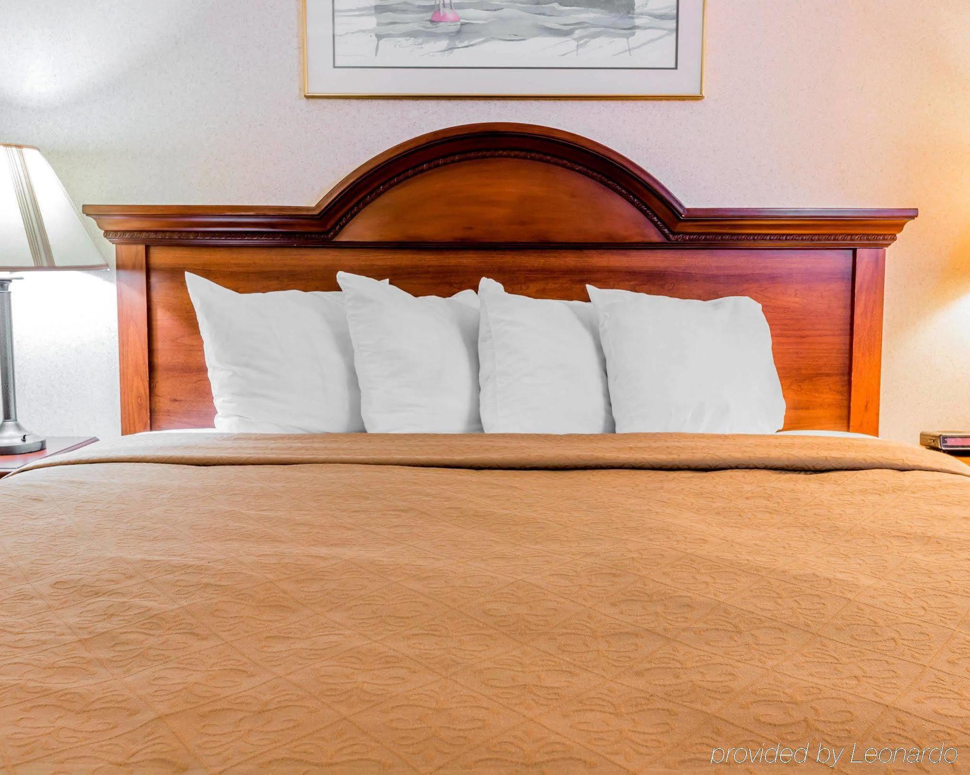 Quality Inn Grand Rapids North Walker Eksteriør billede